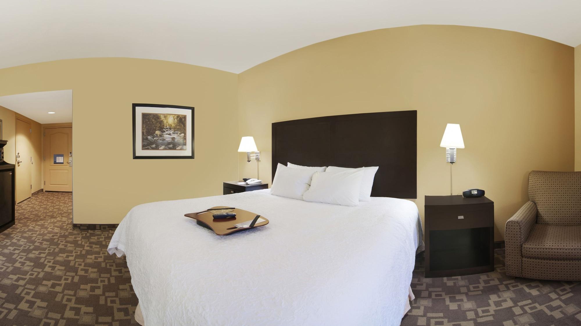 Hampton Inn & Suites-Knoxville/North I-75 Exterior photo