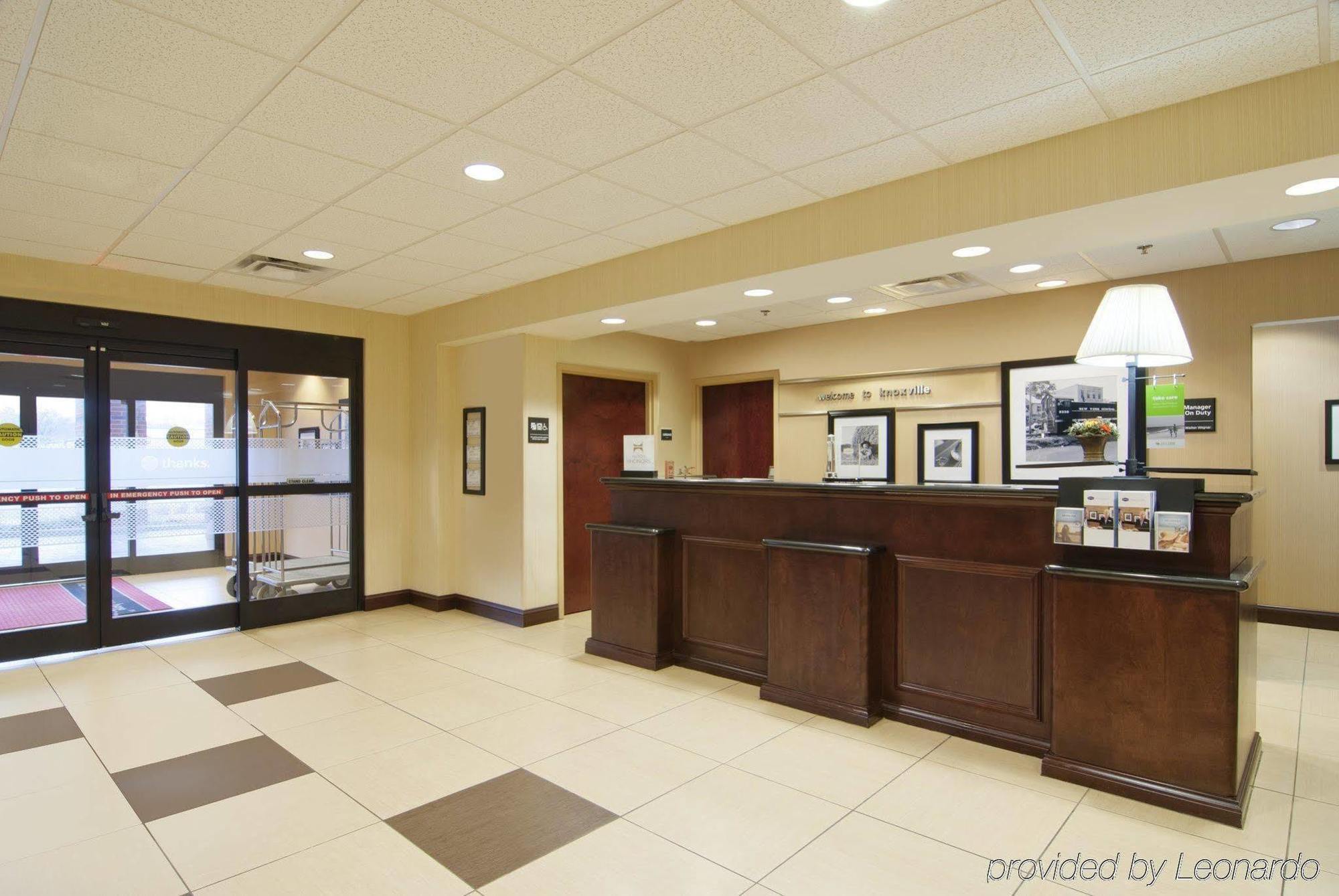 Hampton Inn & Suites-Knoxville/North I-75 Exterior photo